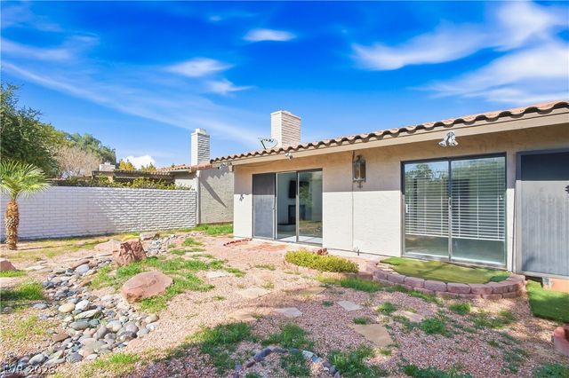 3009 Plaza De Rosa, Las Vegas, NV 89102