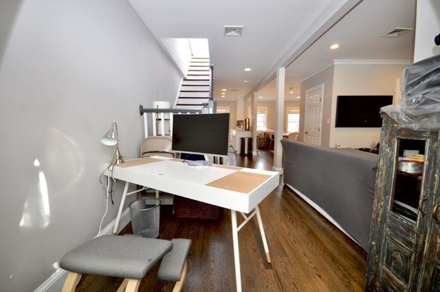 123 W Newton St 2, Boston, MA 02118