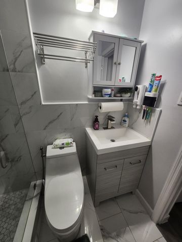 5500 SW Sw 37th Street Street, Davie, FL 33314