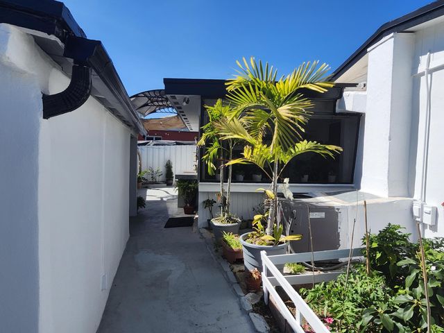 5500 SW Sw 37th Street Street, Davie, FL 33314