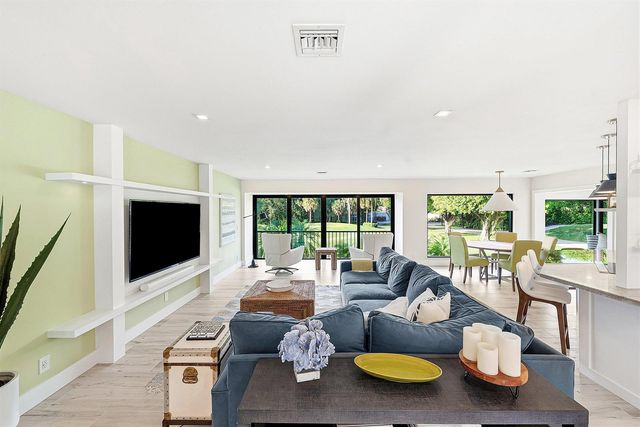 11114 Quail Covey Road Mockingbird, Boynton Beach, FL 33436
