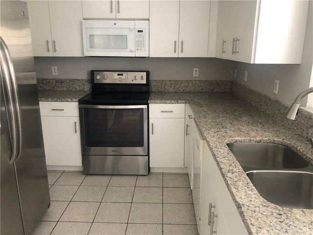 4109 EASTRIDGE Circle, Pompano Beach, FL 33064