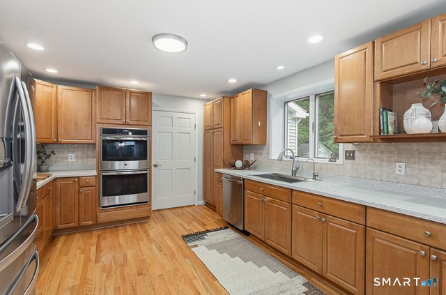 260 Arnold Lane, Orange, CT 06477