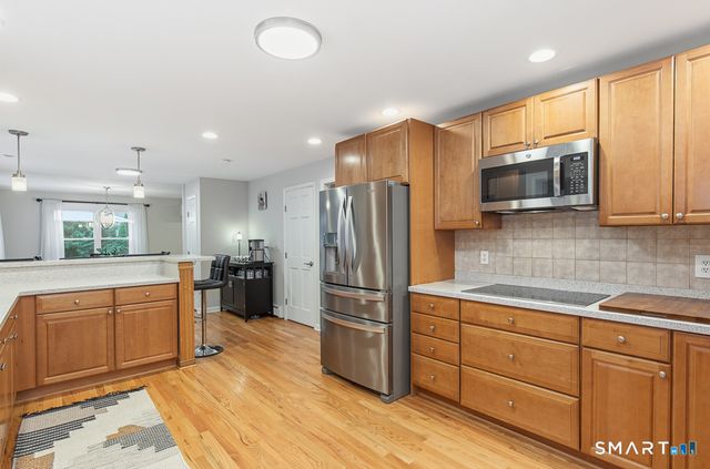 260 Arnold Lane, Orange, CT 06477