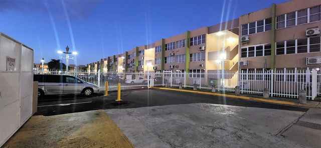 Urb. San Ciprian I CALLE VICTORIA 205, Carolina, PR 00985