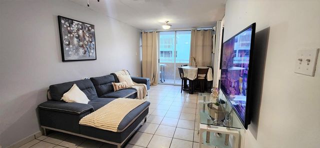 Urb. San Ciprian I CALLE VICTORIA 205, Carolina, PR 00985