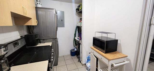 Urb. San Ciprian I CALLE VICTORIA 205, Carolina, PR 00985