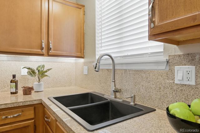 4145 S Lewiston Circle, Aurora, CO 80013
