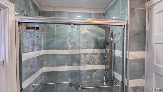 492 Hewitt Avenue, Buffalo, NY 14215