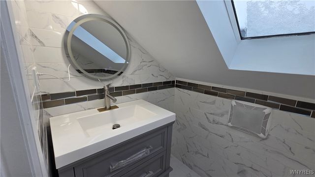 492 Hewitt Avenue, Buffalo, NY 14215