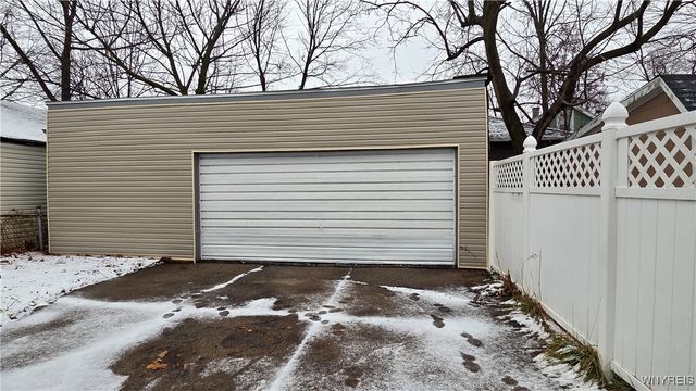 492 Hewitt Avenue, Buffalo, NY 14215