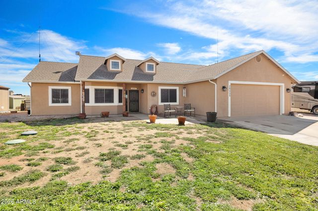 26455 N Bull Snake Road, Paulden, AZ 86334