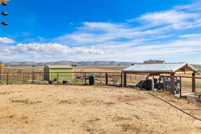 26455 N Bull Snake Road, Paulden, AZ 86334