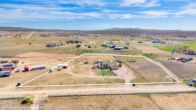 26455 N Bull Snake Road, Paulden, AZ 86334