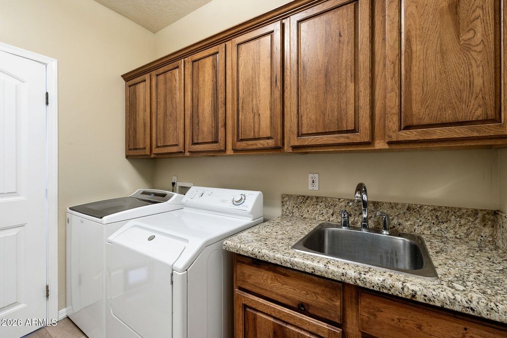 Image 22 of property listing at 26455 N Bull Snake Road, Paulden, AZ 86334