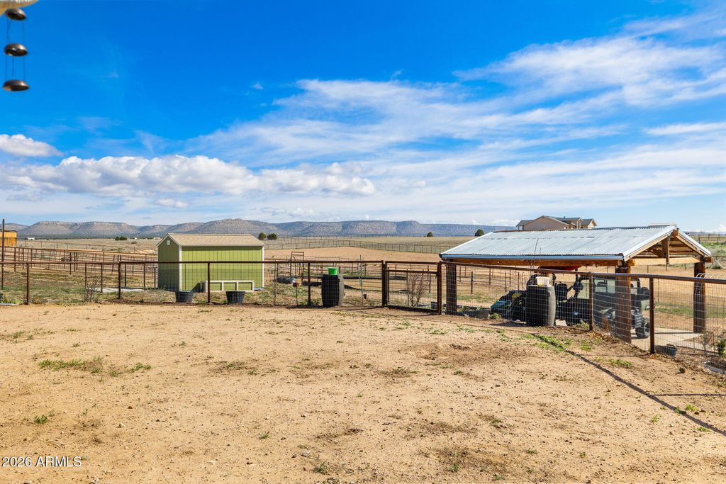 Image 25 of property listing at 26455 N Bull Snake Road, Paulden, AZ 86334