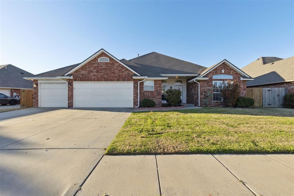 2037 Oak Drive, Oklahoma City, OK 73170