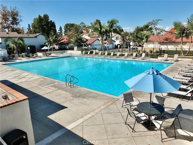 6884 Breton, Cypress, CA 90630