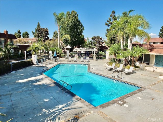 6884 Breton, Cypress, CA 90630