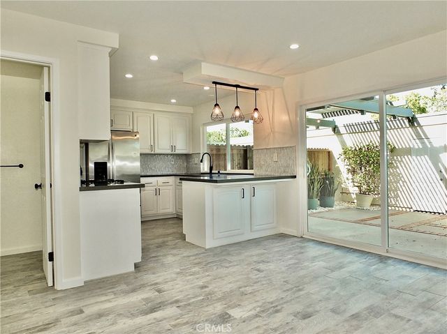 6884 Breton, Cypress, CA 90630