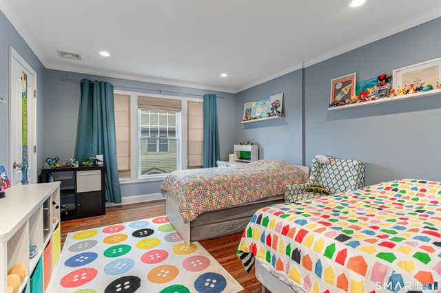119 Seaside Avenue A, Stamford, CT 06902
