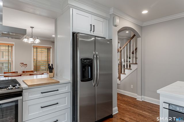 119 Seaside Avenue A, Stamford, CT 06902