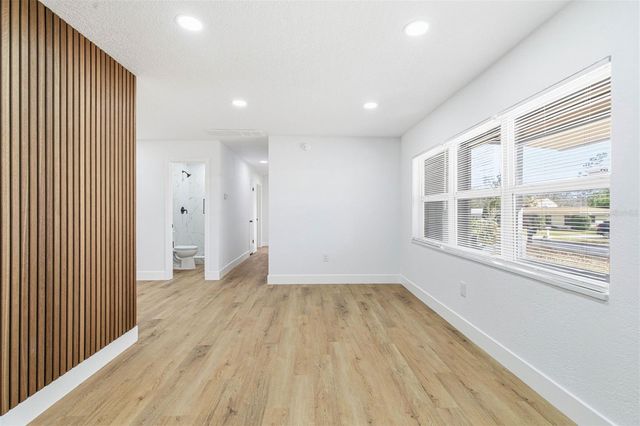 304 FOREST PARK AVENUE, Temple Terrace, FL 33617