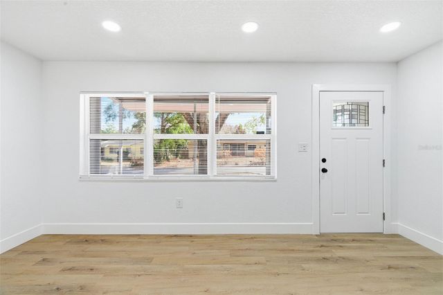 304 FOREST PARK AVENUE, Temple Terrace, FL 33617