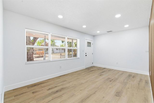 304 FOREST PARK AVENUE, Temple Terrace, FL 33617