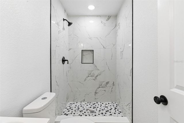 304 FOREST PARK AVENUE, Temple Terrace, FL 33617