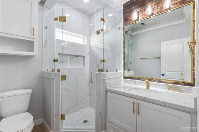 808 Azalea Street, Mission, TX 78572