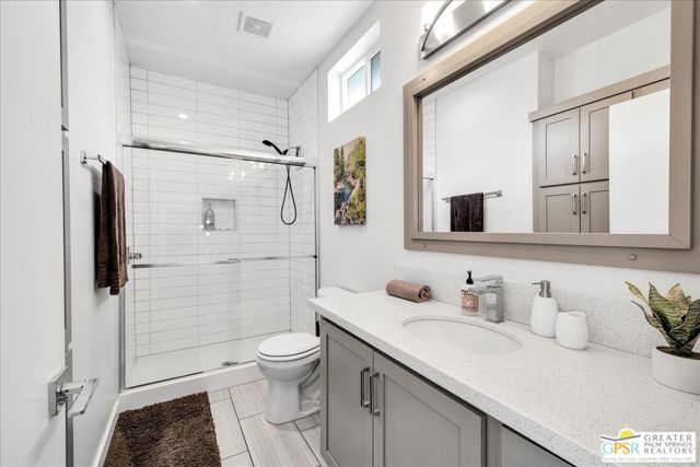 804 Hila Lane, Palm Springs, CA 92264