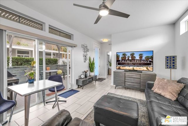 804 Hila Lane, Palm Springs, CA 92264