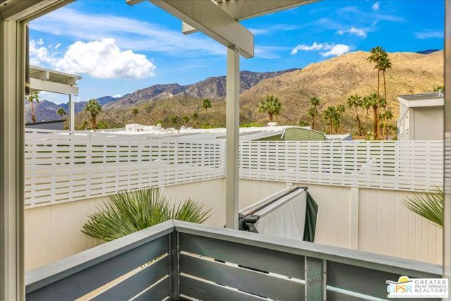 804 Hila Lane, Palm Springs, CA 92264