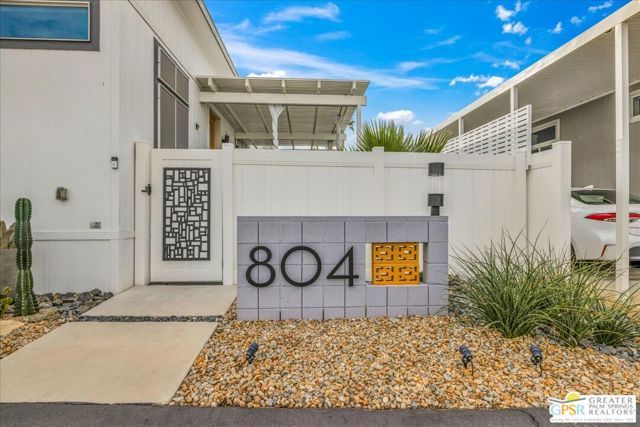 804 Hila Lane, Palm Springs, CA 92264