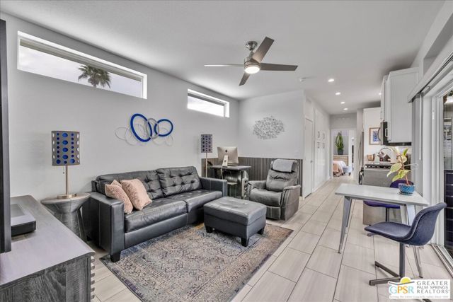 804 Hila Lane, Palm Springs, CA 92264