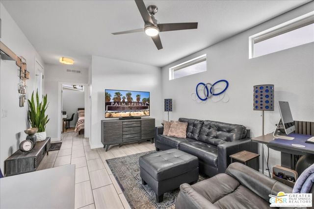 804 Hila Lane, Palm Springs, CA 92264