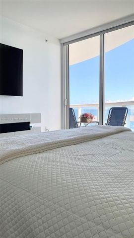 6365 Collins Ave 2702, Miami Beach, FL 33141