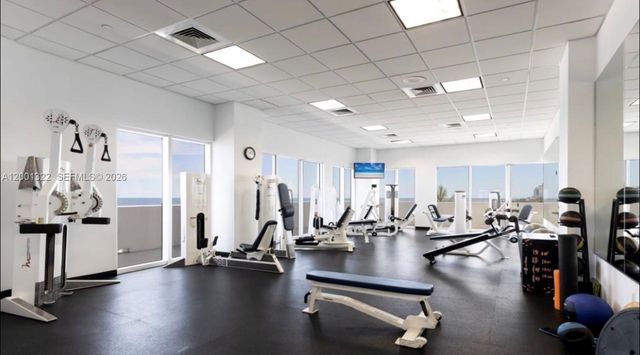 6365 Collins Ave 2702, Miami Beach, FL 33141