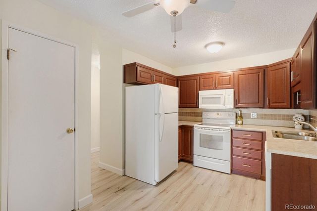 13609 E Cornell Avenue 102, Aurora, CO 80014
