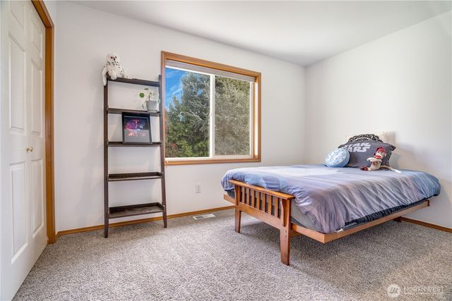 2209 28th Street SE, Puyallup, WA 98372