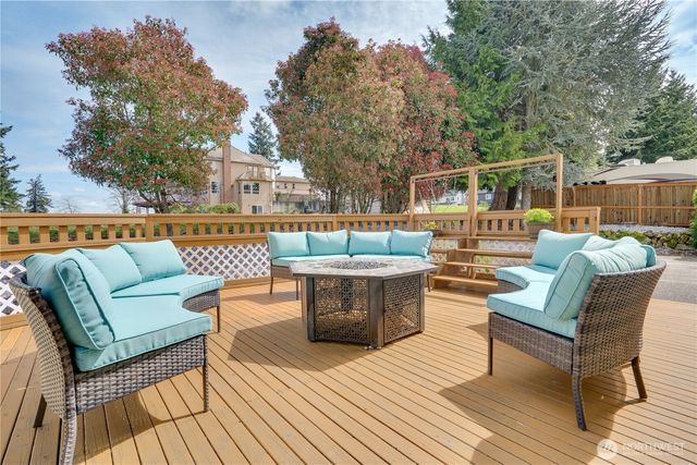 2209 28th Street SE, Puyallup, WA 98372