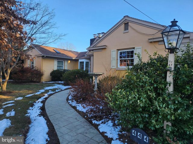 444 DONEGAL SPRINGS RD, Mount Joy, PA 17552