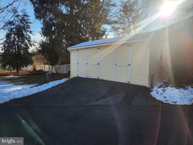 444 DONEGAL SPRINGS RD, Mount Joy, PA 17552