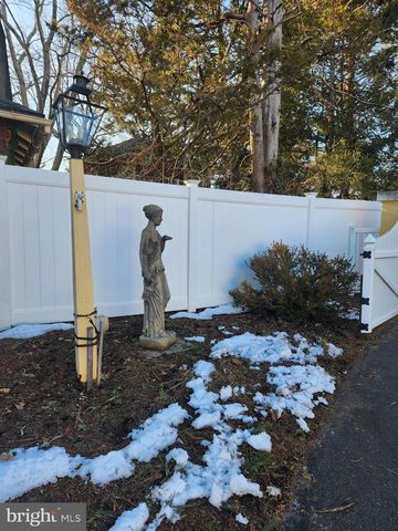 444 DONEGAL SPRINGS RD, Mount Joy, PA 17552