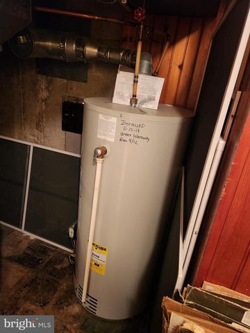 444 DONEGAL SPRINGS RD, Mount Joy, PA 17552