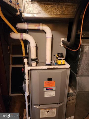 444 DONEGAL SPRINGS RD, Mount Joy, PA 17552