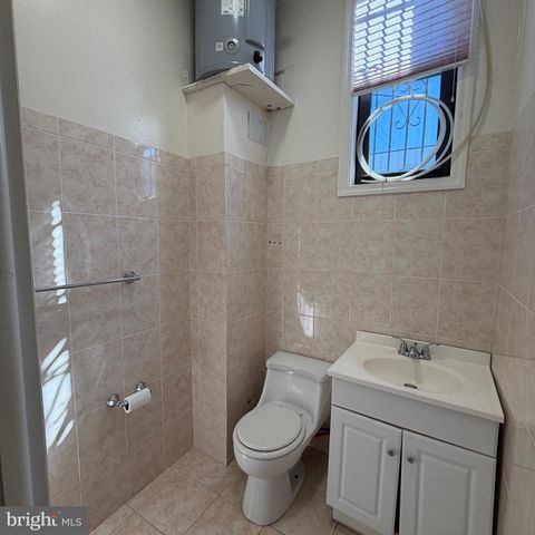 7327 EDMUND ST, Philadelphia, PA 19136