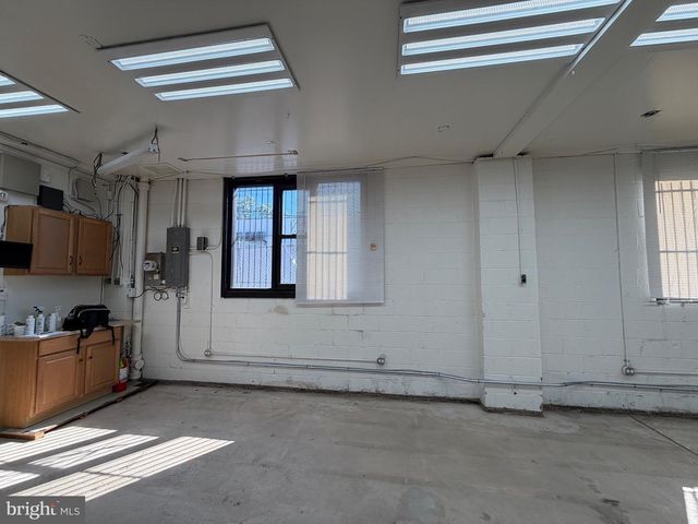 7327 EDMUND ST, Philadelphia, PA 19136