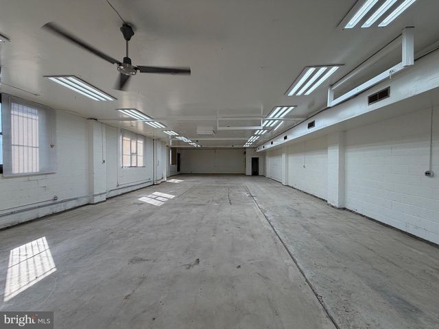 7327 EDMUND ST, Philadelphia, PA 19136